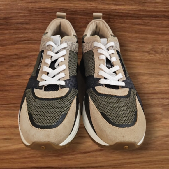 Men's & Boys Sneakers Athletic Shoes Michael Kors Miles Trainer. - Picture 3 of 6